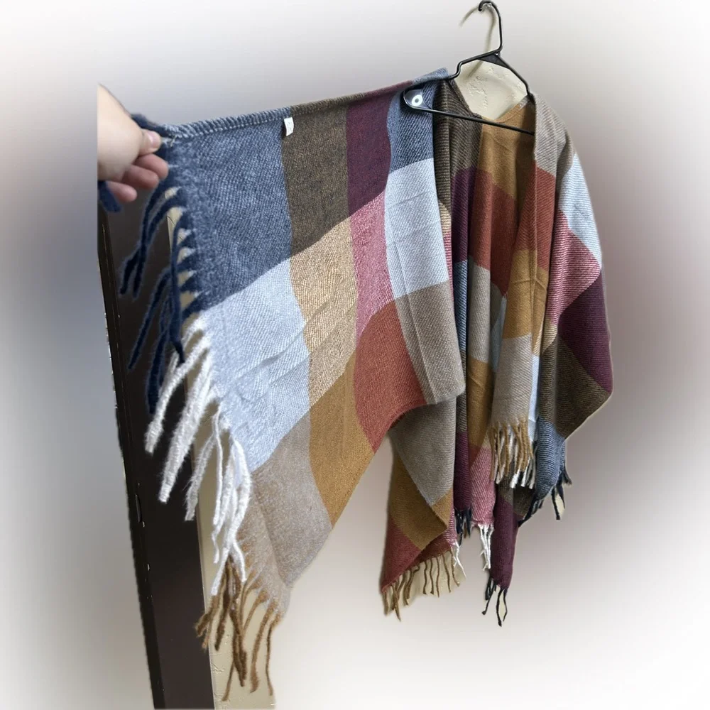 Cozy Luxe Plaid Shawl Wrap| OS - Picture 6 of 9